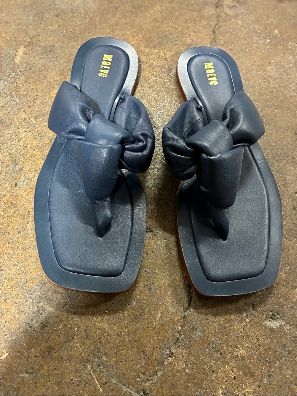 Maeve Navy Knotted Toe-Post Sandals Sz 8